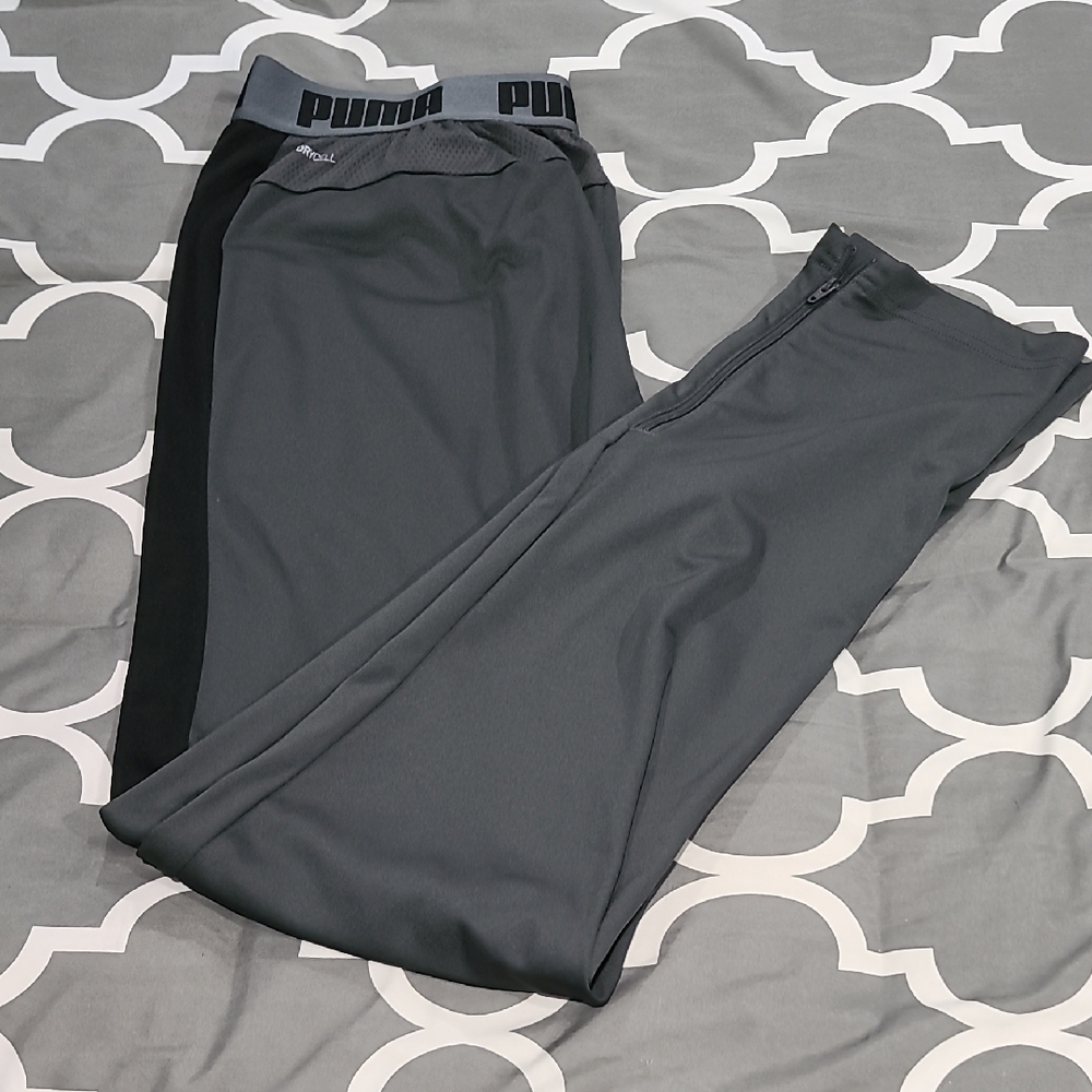 PUMA Used Men's Black & Dark Gray Soft Exercise Pants Sz: L
